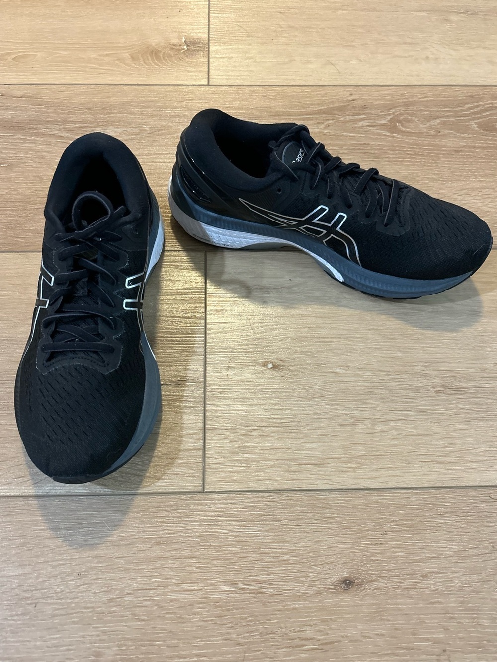 Women’s Asics Black Sneakers 9.5